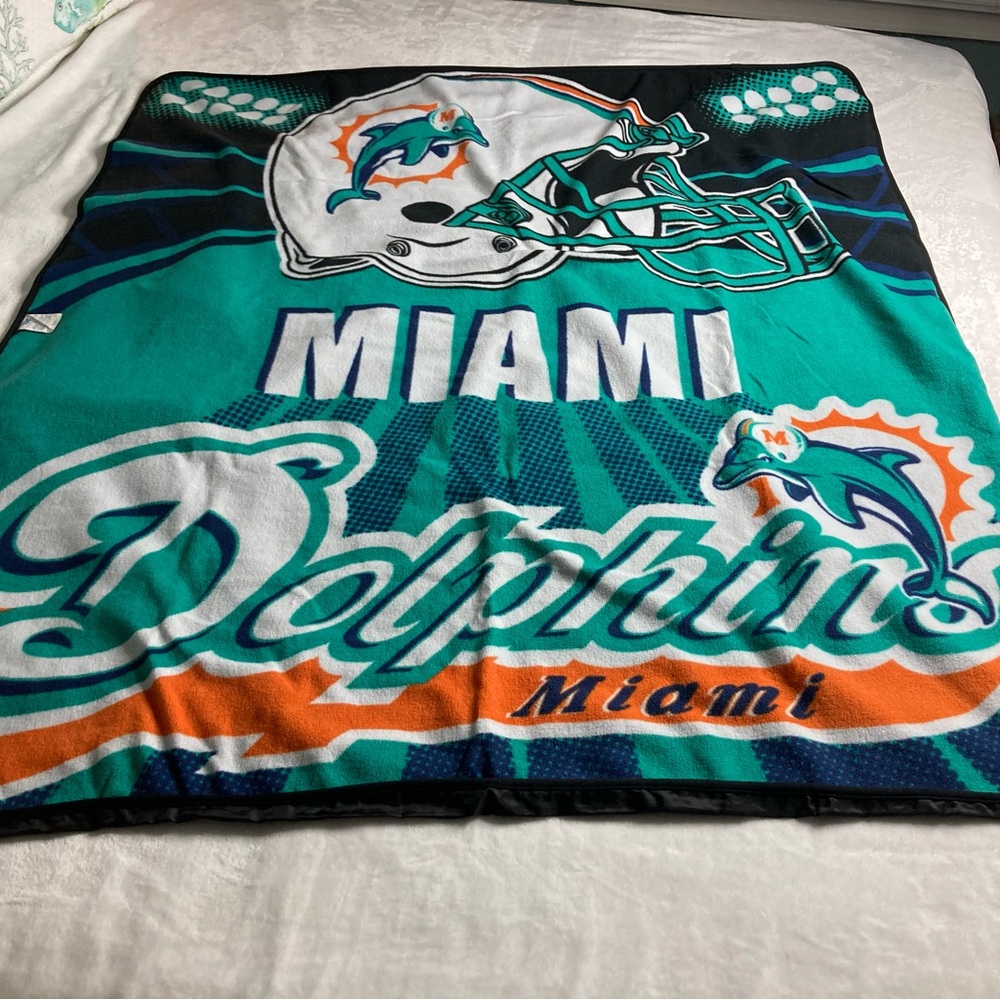 RARE Miami Dolphin- Black Sports Team outdoor blanket with pockets